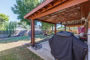 5406 Princess Ct, Lake Dallas, TX 75065 - Photo 24