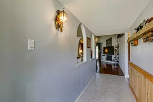 5406 Princess Ct, Lake Dallas, TX 75065 - Photo 4