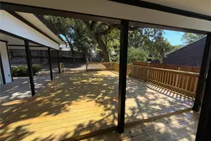 821 Sylvan Dr, Fort Worth, TX 76120 - Photo 20