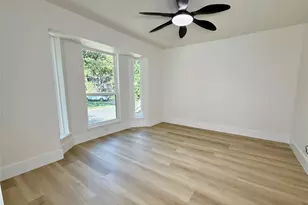 821 Sylvan Dr, Fort Worth, TX 76120 - Photo 16