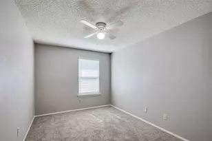 6101 Kelly Elliott Rd, Arlington, TX 76001 - Photo 14