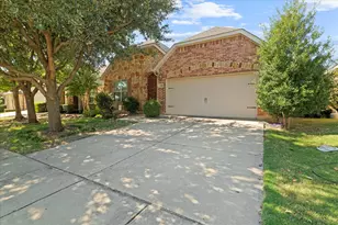 3304 Capetown Dr, Denton, TX 76208 - Photo 2