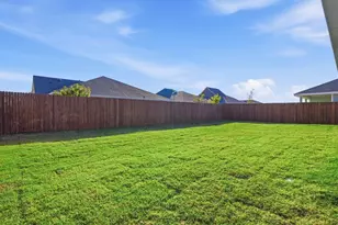 729 Lantana Ln, Pilot Point, TX 76258 - Photo 8