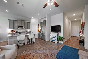 3250 Hunters Gln Dr, Aubrey, TX 76227 - Photo 6