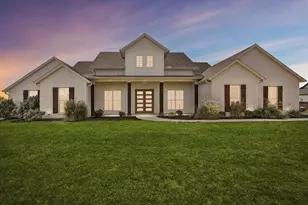 1208 Eagles Blf Dr, Weatherford, TX 76087 - Photo 2