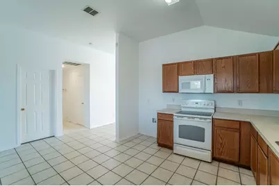 6333 Pool View Drive, Dallas, TX 75249 - Photo 16