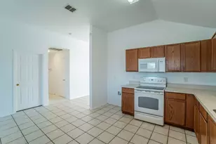 6333 Pool View Dr, Dallas, TX 75249 - Photo 16