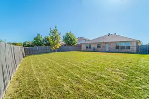 6333 Pool View Dr, Dallas, TX 75249 - Photo 32