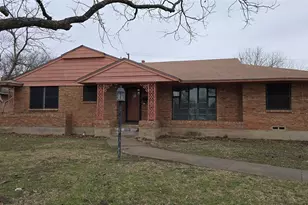 951 Channing Cir, Dallas, TX 75224 - Photo 1