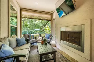 404 Branding Iron Ct, Southlake, TX 76092 - Photo 4