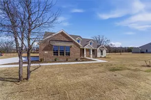 148 Oak Grv Wy, Springtown, TX 76082 - Photo 4