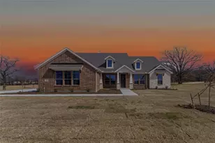 148 Oak Grv Wy, Springtown, TX 76082 - Photo 1