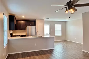 1103 Wildflower St, Ennis, TX 75119 - Photo 2