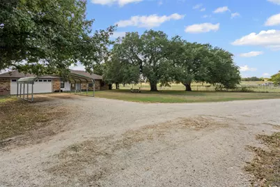 3427 Quail Ridge Court, Granbury, TX 76049 - Photo 6