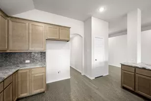 7716 Oakmeade St, Joshua, TX 76058 - Photo 6