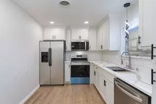 1409 Autumn Leaves Trail, Dallas, TX 75241 - Photo 6