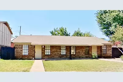 502 Norwood Circle W, Arlington, TX 76013 - Photo 1