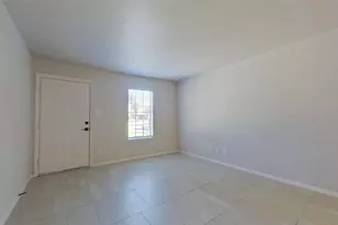 502 Norwood Circle W, Arlington, TX 76013 - Photo 4