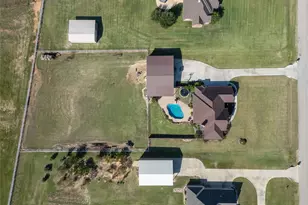 177 Pack Saddle Trail, Weatherford, TX 76088 - Photo 2