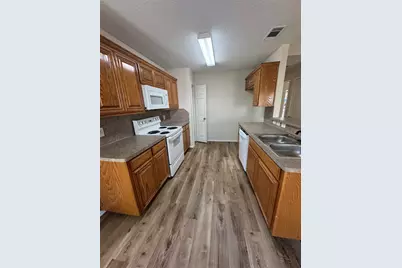 1604 Ocean Drive, Mansfield, TX 76063 - Photo 6