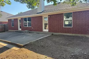 1604 Ocean Dr, Mansfield, TX 76063 - Photo 2