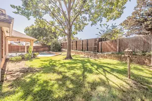 2709 Cobblestone Dr, Grapevine, TX 76051 - Photo 38