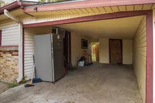 1517 Wright St, Greenville, TX 75401 - Photo 2