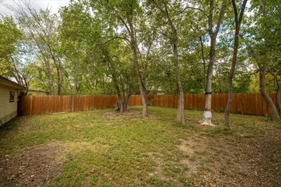 1517 Wright Street, Greenville, TX 75401 - Photo 12