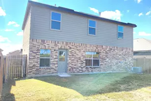 821 Clark Dr, Ferris, TX 75125 - Photo 4