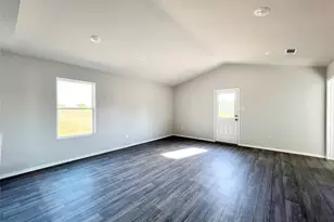 509 Sycamore Cove, Granbury, TX 76048 - Photo 20