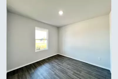 509 Sycamore Cove, Granbury, TX 76048 - Photo 4