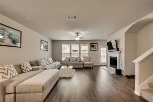 1532 Cypress Garden Ln, Garland, TX 75040 - Photo 2