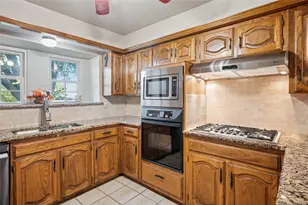 2826 Club Meadow Dr, Garland, TX 75043 - Photo 8