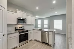 8524 Big Apple Dr, Fort Worth, TX 76179 - Photo 6