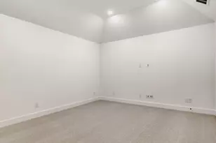 132 Enclave Dr, Lakewood Village, TX 75068 - Photo 24