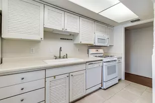 5833 Copperwood Ln, Dallas, TX 75248 - Photo 14