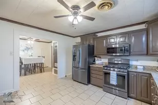 702 S 8th, Merkel, TX 79536 - Photo 12