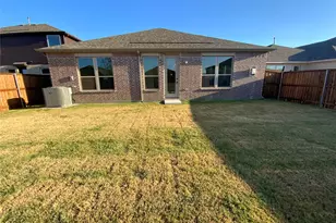 917 Waggoner Dr, Aubrey, TX 76227 - Photo 28