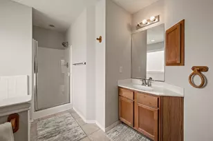 1040 Canyon Dr, Justin, TX 76247 - Photo 16