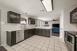 1040 Canyon Dr, Justin, TX 76247 - Photo 28