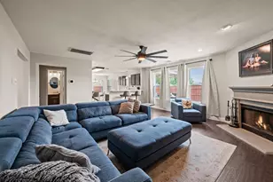 1040 Canyon Dr, Justin, TX 76247 - Photo 30