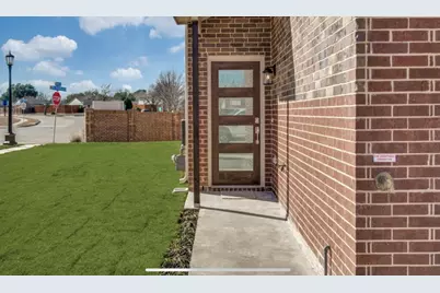 5661 Woodlands Drive, The Colony, TX 75056 - Photo 2