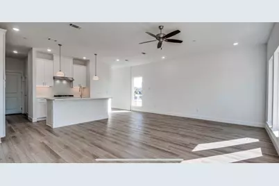 5661 Woodlands Drive, The Colony, TX 75056 - Photo 8