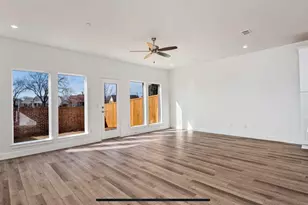 5661 Woodlands Dr, The Colony, TX 75056 - Photo 6