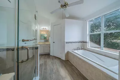 2321 Warwick Avenue, Grand Prairie, TX 75052 - Photo 14