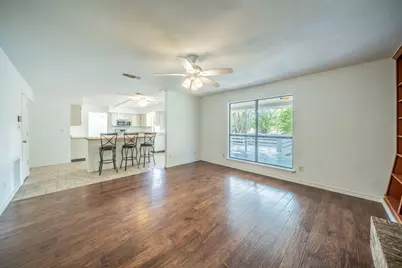2321 Warwick Avenue, Grand Prairie, TX 75052 - Photo 8