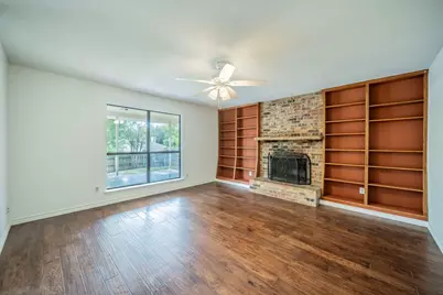 2321 Warwick Avenue, Grand Prairie, TX 75052 - Photo 6