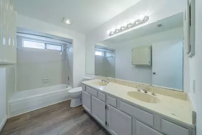 2321 Warwick Avenue, Grand Prairie, TX 75052 - Photo 20