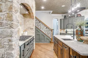 155 Country Vista Cir, Burleson, TX 76028 - Photo 12