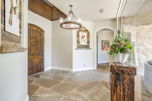 155 Country Vista Cir, Burleson, TX 76028 - Photo 4